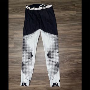 Black and white leggings